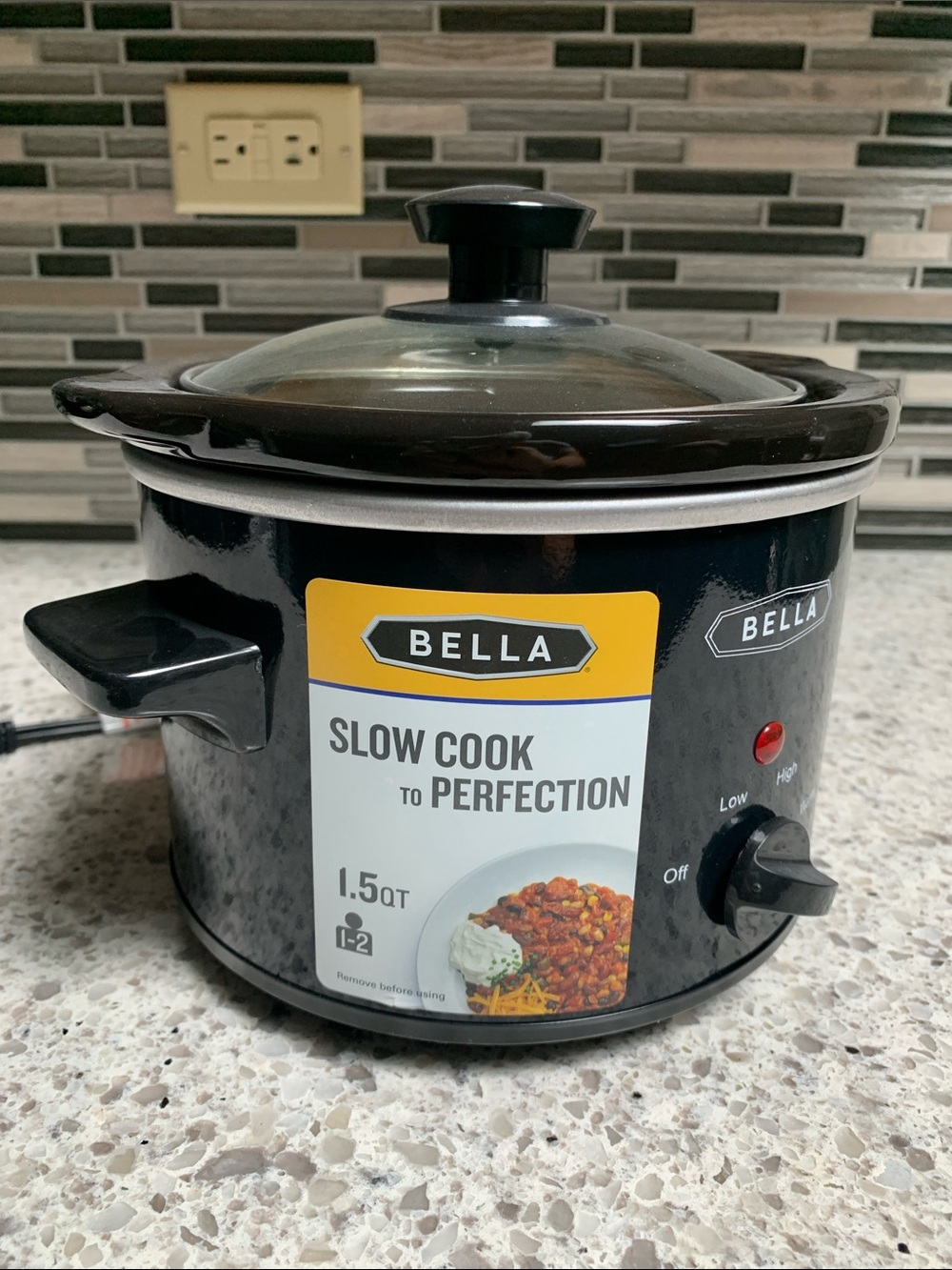 BELLA Convenient Mini Slow Cooker to Perfection. 1.5 Quart,1-2 Person.Pre-Owned.